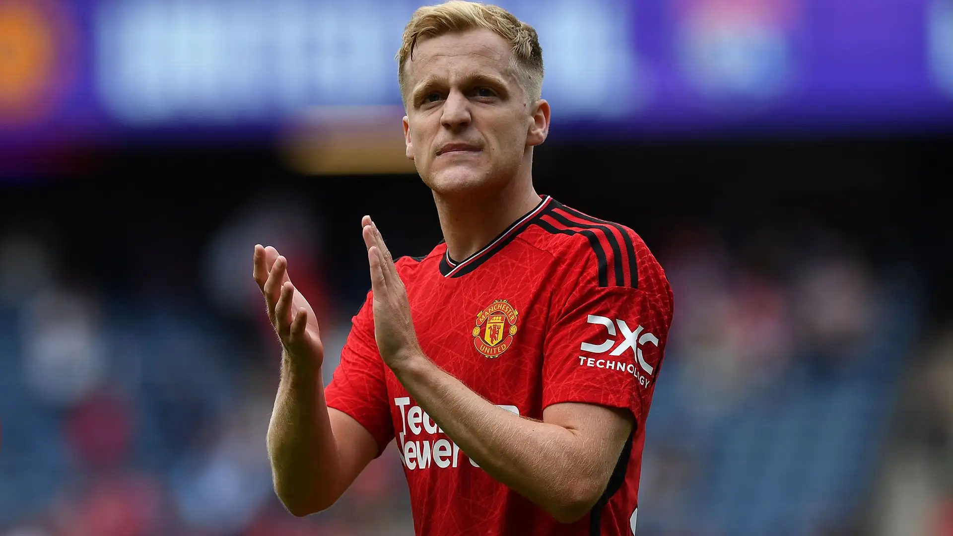 Donny van de Beek (Centrocampista, Olanda): stipendio lordo 7.2 milioni di euro all'anno