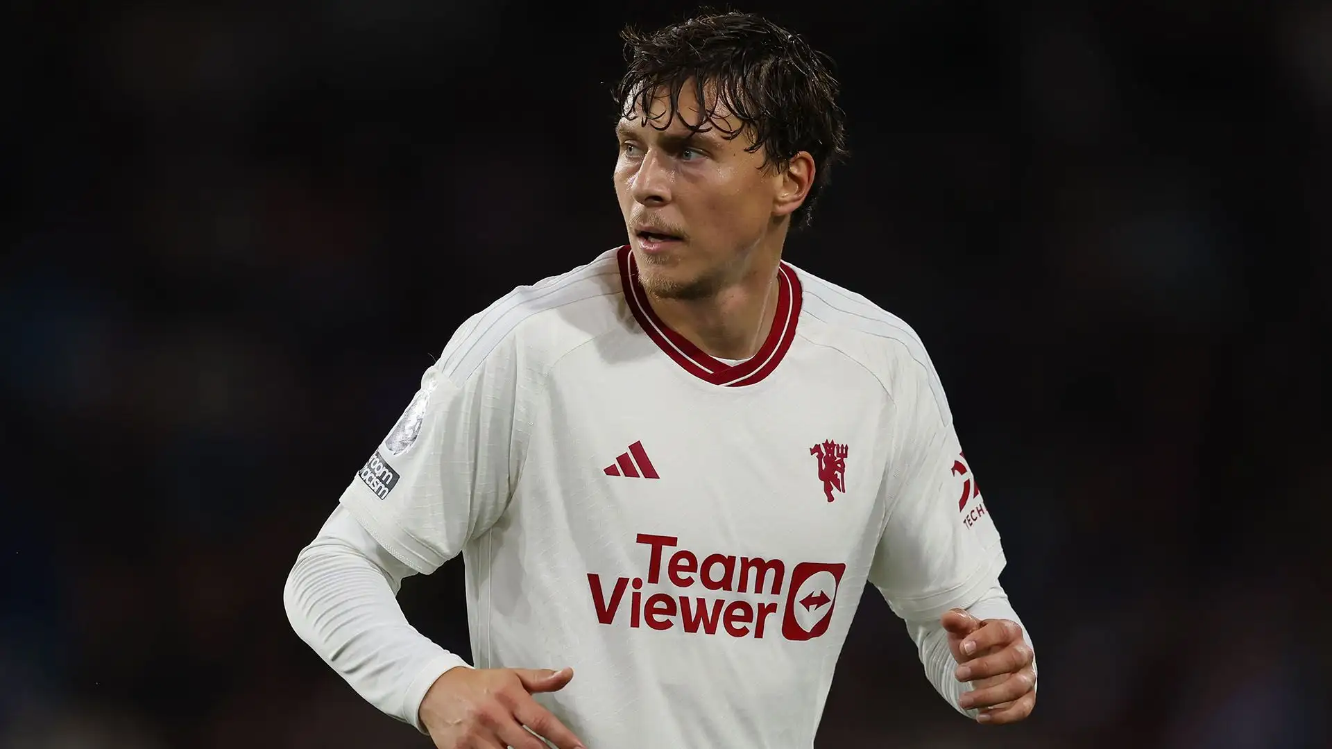 Victor Lindelof (Difensore, Svezia): stipendio lordo 7.2 milioni di euro all'anno