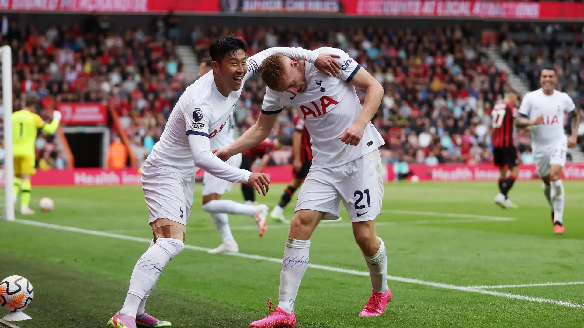9. Tottenham Hotspur (Inghilterra): 2,8 miliardi di dollari