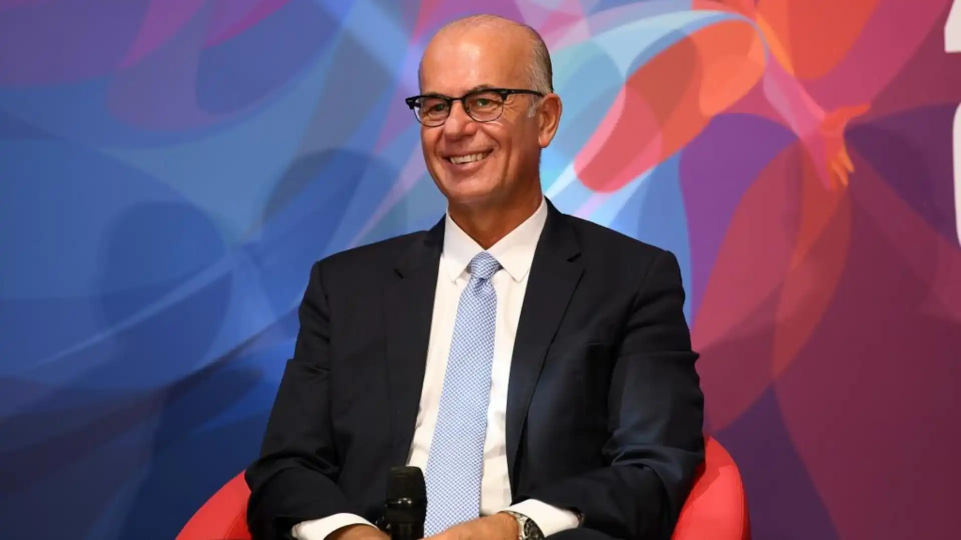 Umberto Gandini applaude la Virtus