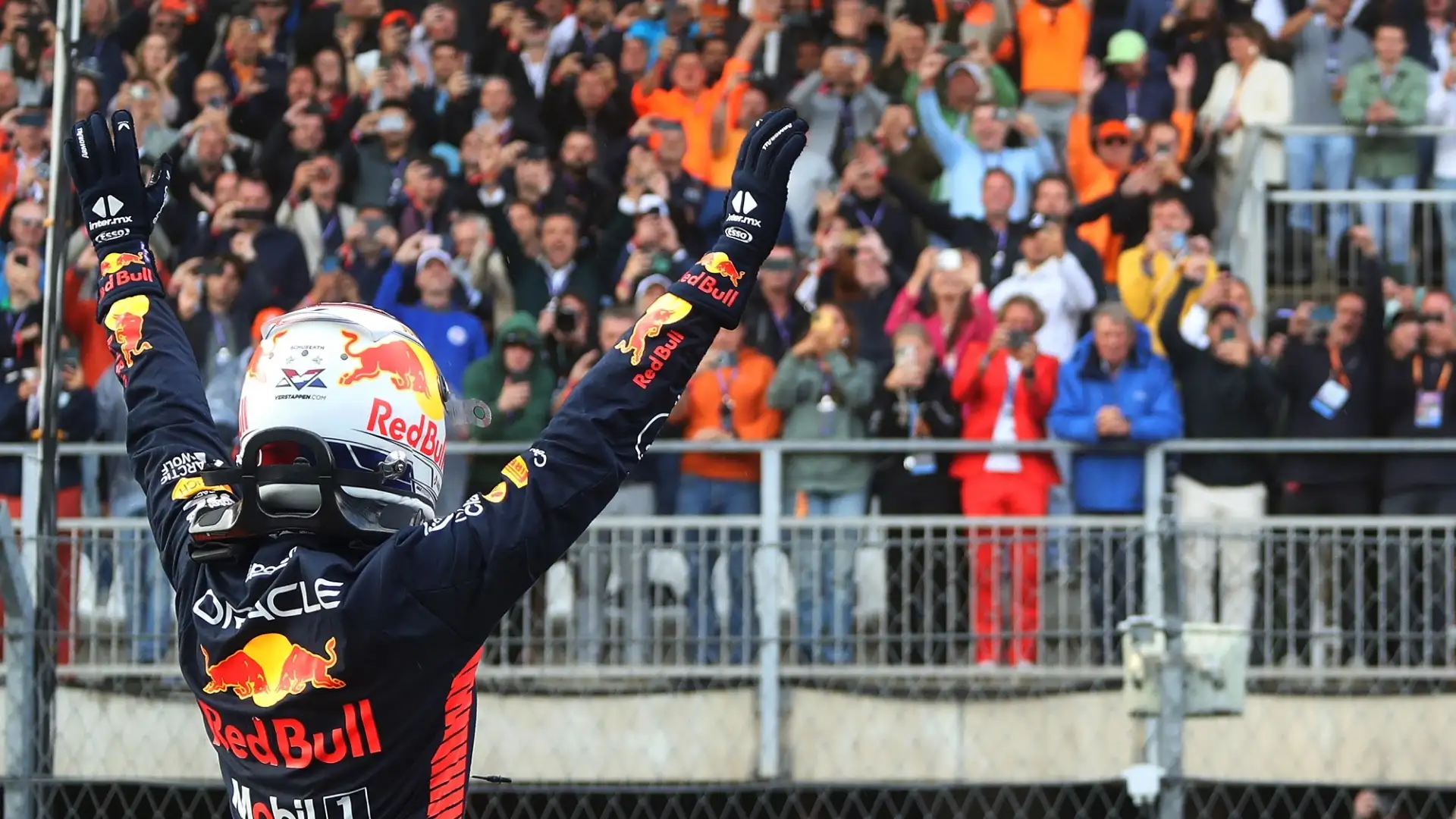 Verstappen si è portato a 145 punti di vantaggio su Perez nella classifica piloti