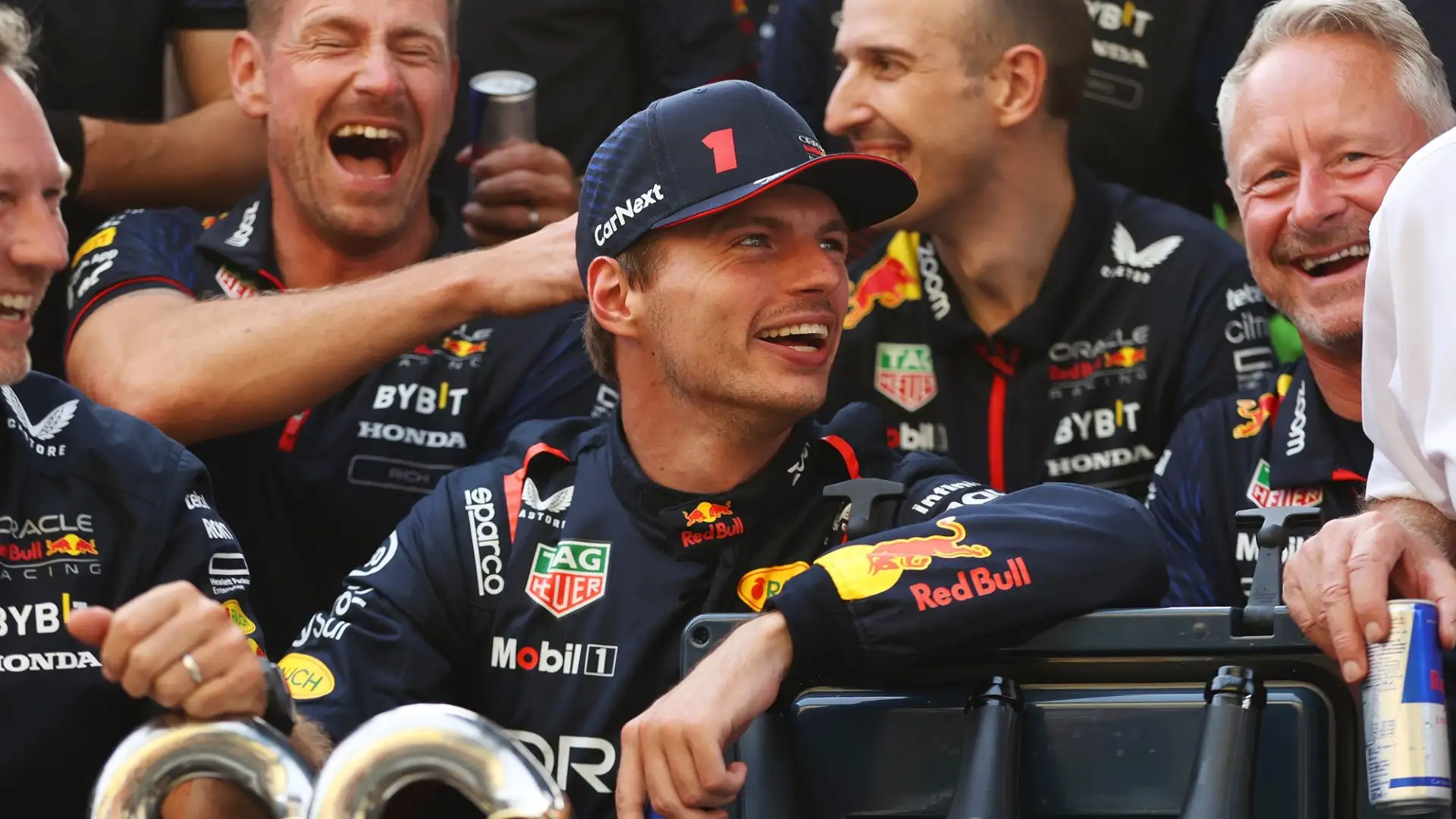 "Verstappen ha imparato e capito lo sport, e migliorerà ancora sotto questo aspetto", ha sottolineato Vettel