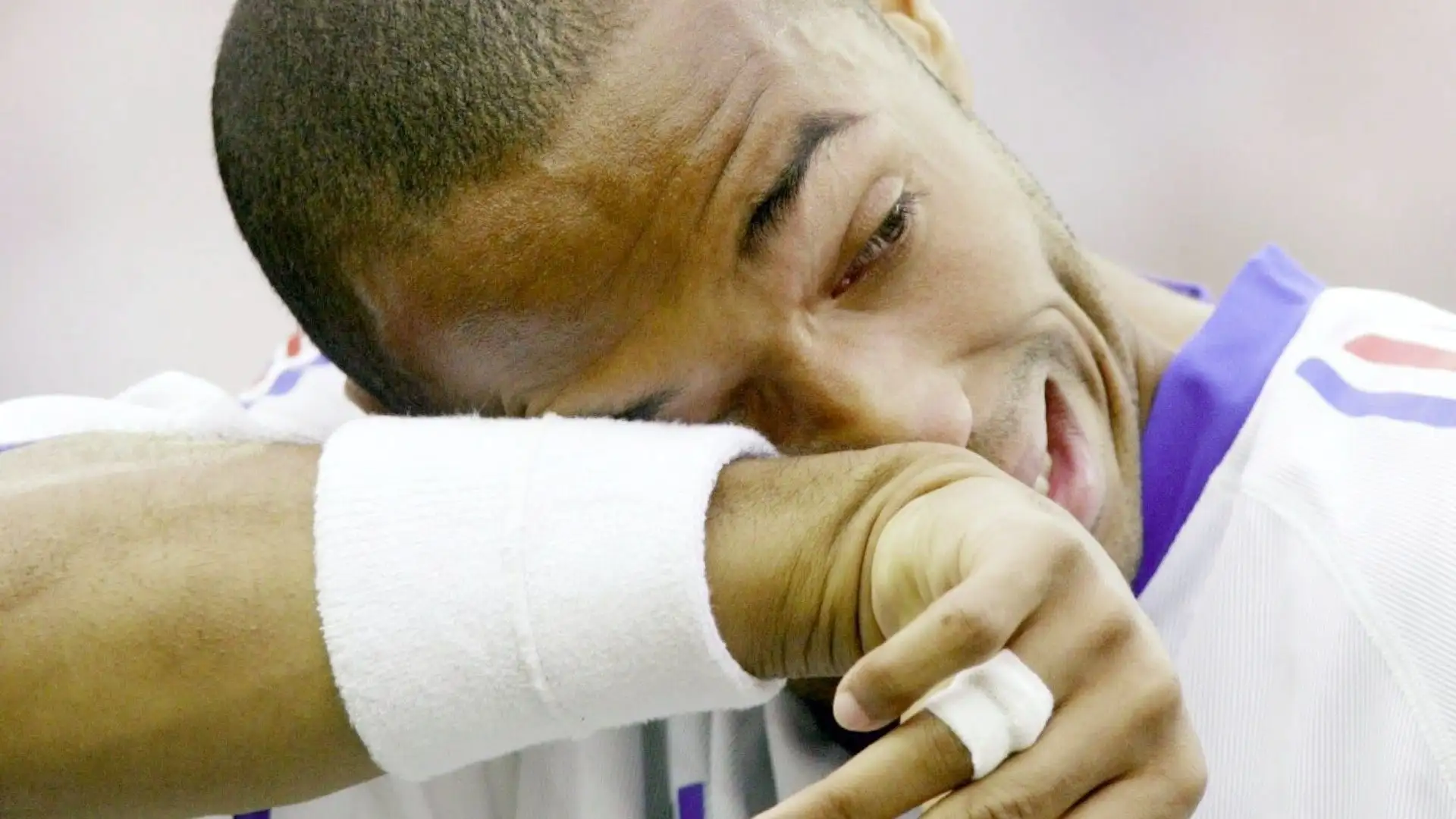 Thierry Henry: il francese ha solo sfiorato la vittoria nel 2003, quando arrivò secondo
