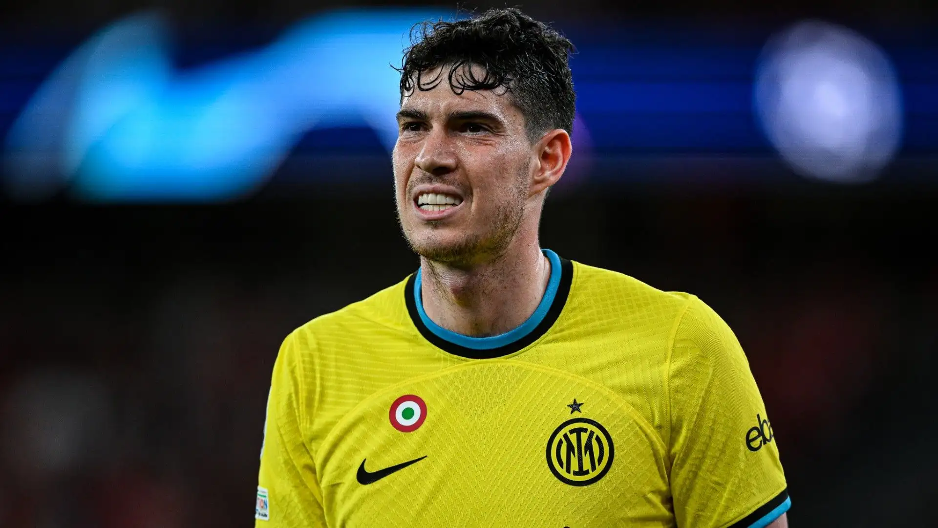 Con il Biscione ha finora totalizzato 174 presenze, 3 gol e 14 assist
