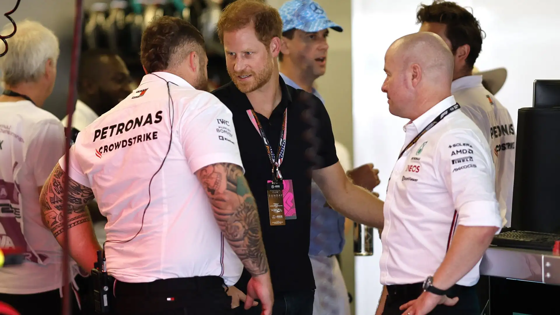 Per la scuderia tedesca, come è noto, corrono due piloti britannici