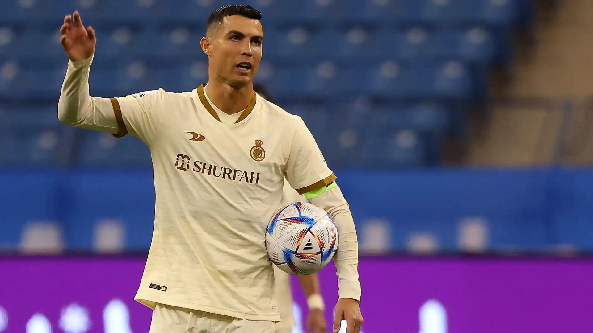 L'Al Nassr ha deciso di ingaggiarlo e Cristiano Ronaldo ha firmato fino al 2025
