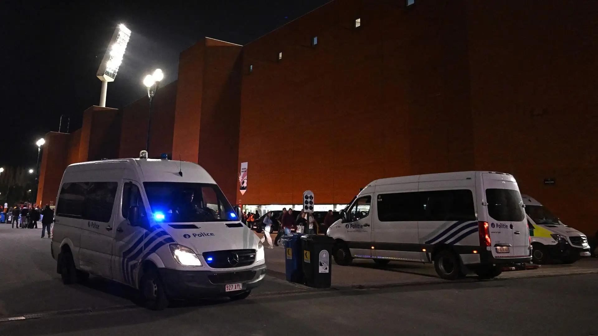 Le immagini che stanno arrivando dalla capitale belga sono inquietanti