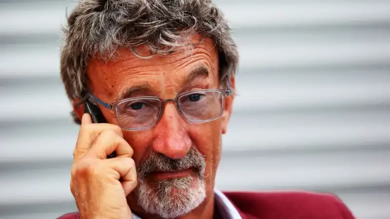 Eddie Jordan esalta Liam Lawson