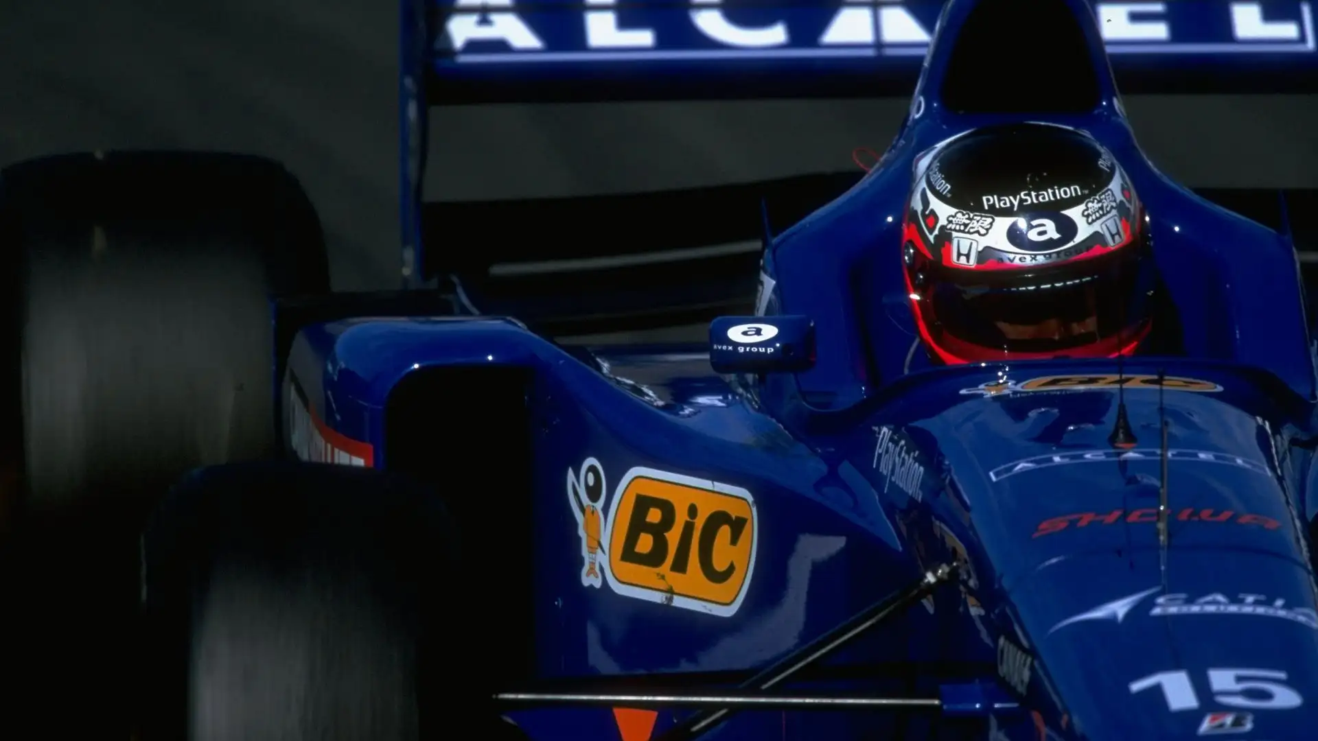 Shinji Nakano ha corso nel 1997 con la Prost (conquistando 2 punti) e nel 1998 con la Minardi