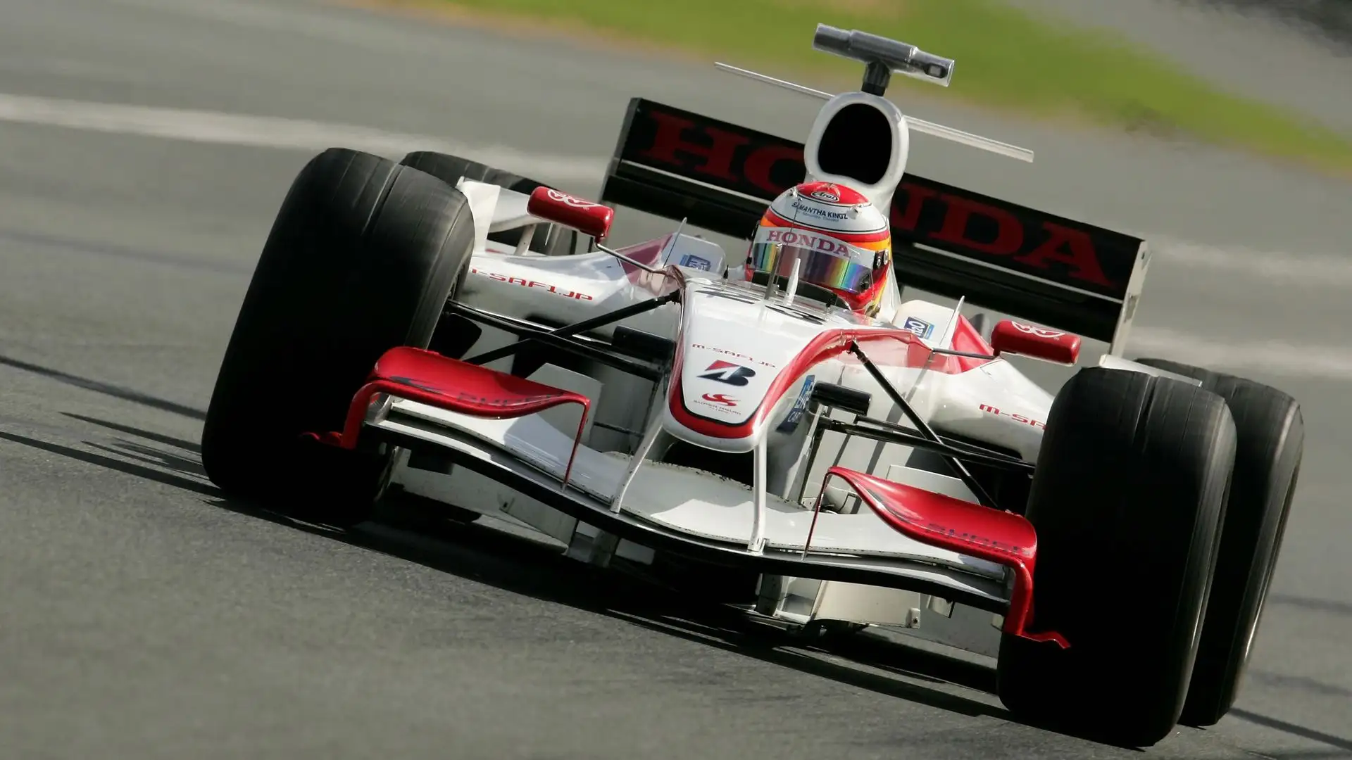 Nel 2006 Yuji Ide ha corso quattro Gp con la Super Aguri