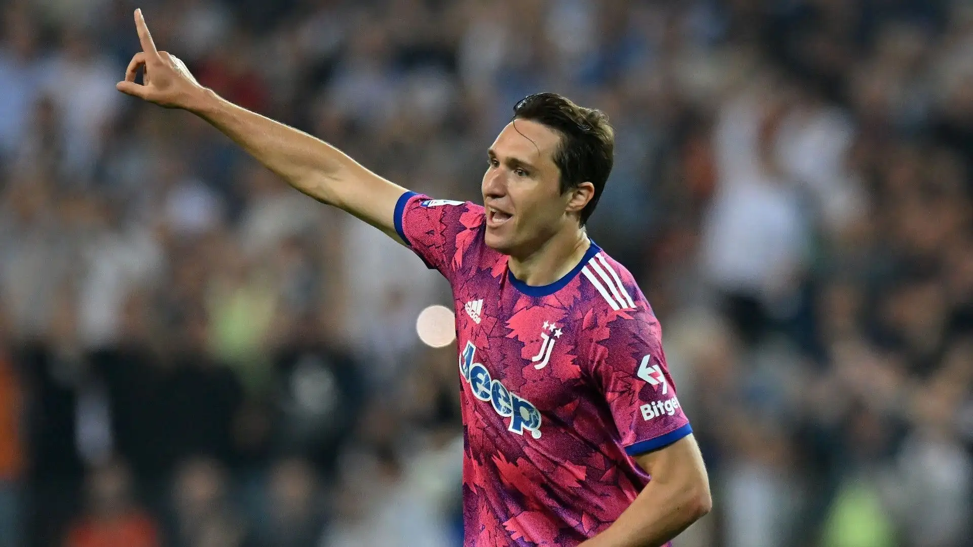 A gennaio 2022 si è rotto il legamento crociato del ginocchio e ha dovuto saltare 45 partite tra Nazionale e Juventus
