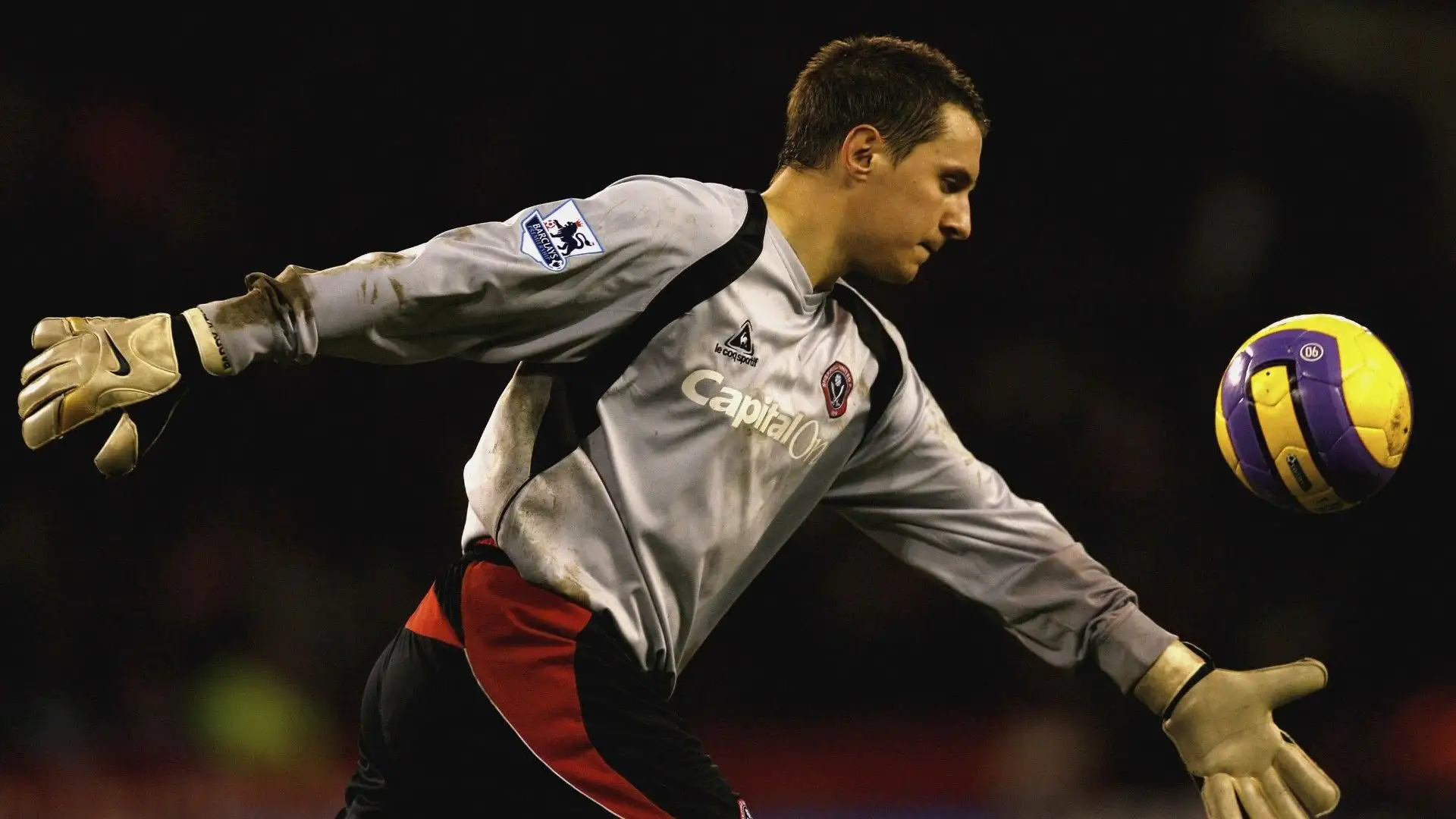Questa foto risale al 2006, quando Phil Jagielka ha giocato come portiere durante Sheffield-Arsenal