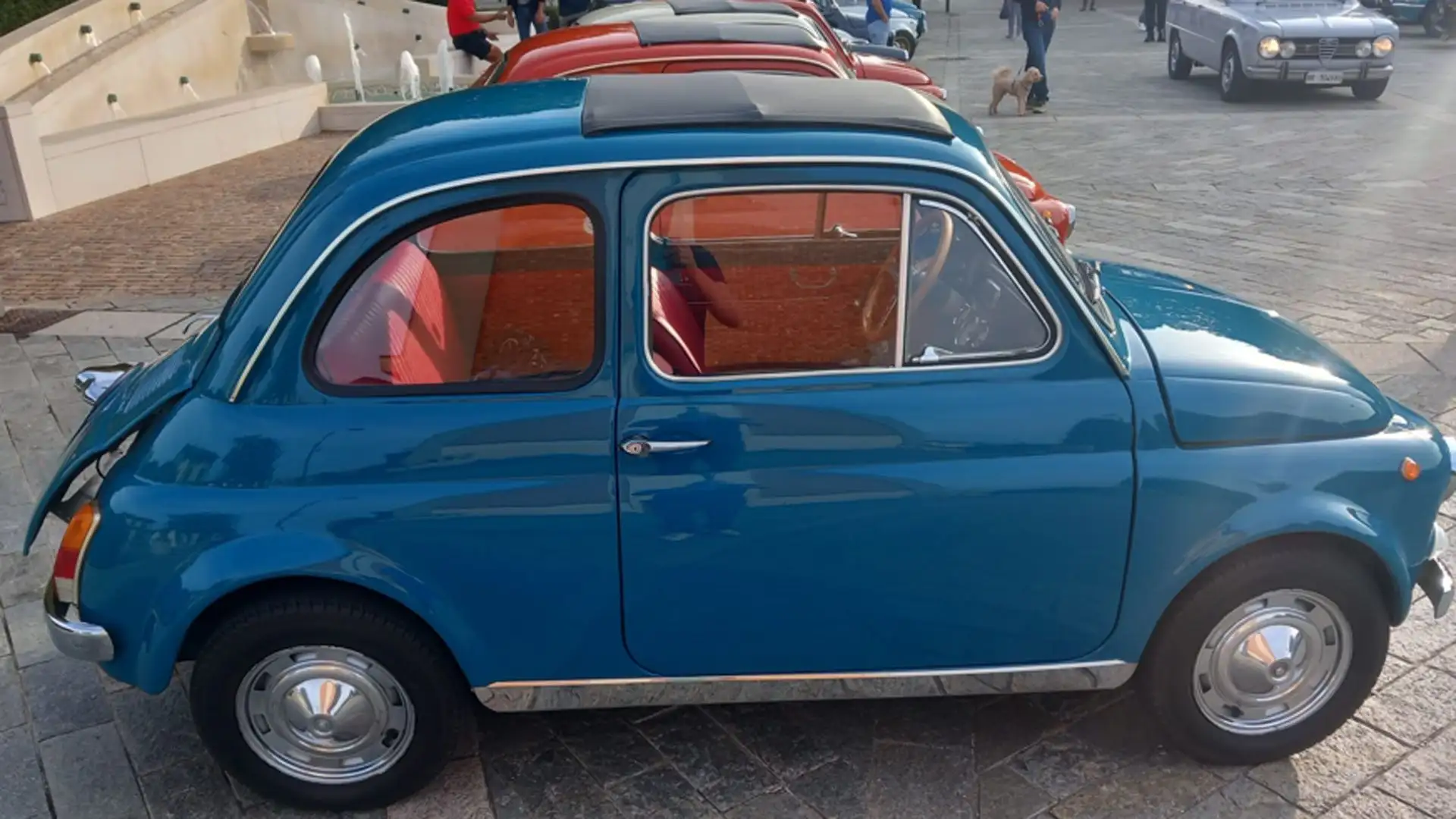 Il prezzo dell'auto venne fissato a 490.000 lire (circa 250 euro di oggi)