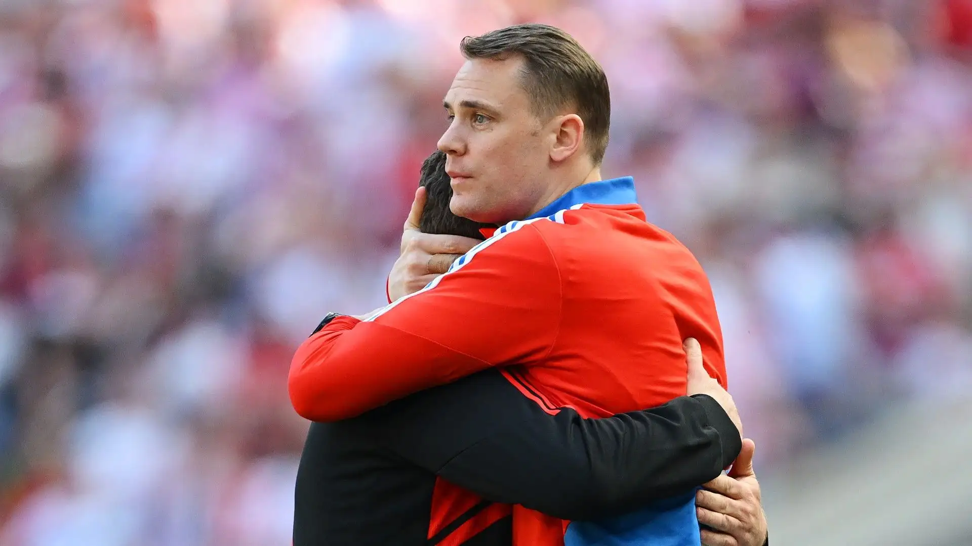 2- Manuel Neuer percepisce 21 milioni di euro a stagione
