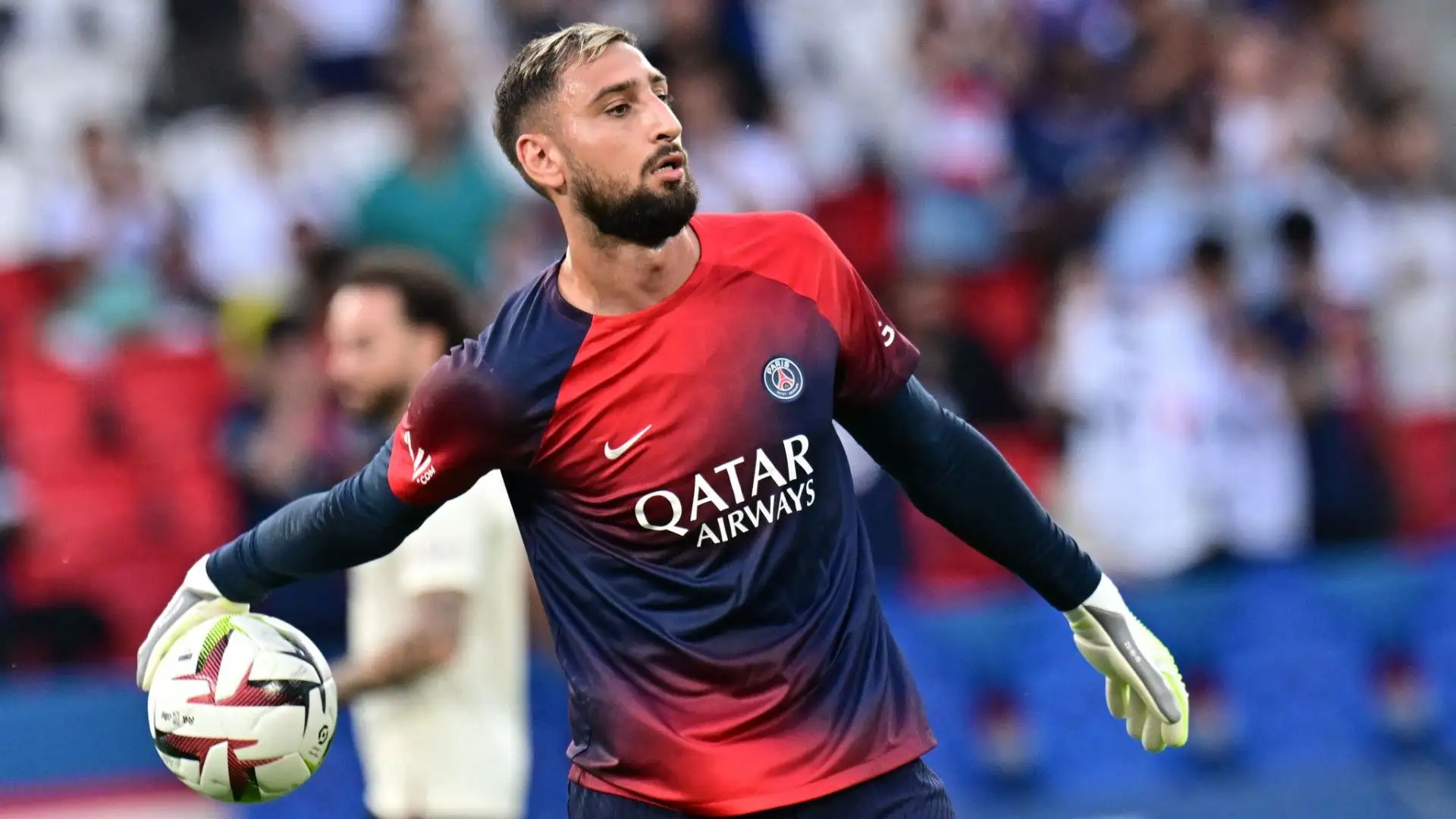 9- Difende la porta del PSG dal 2021: Donnarumma guadagna ogni anno 12,73 milioni di euro
