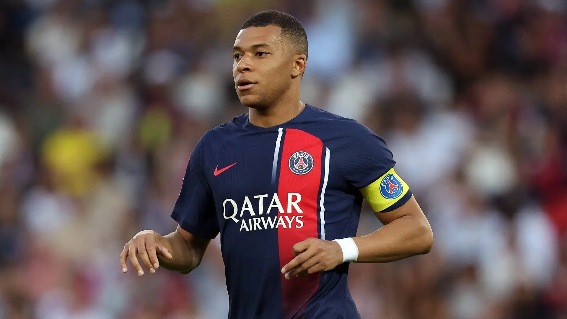 1- Inarrivabile Kylian Mbappé: 72 milioni di euro all'anno
