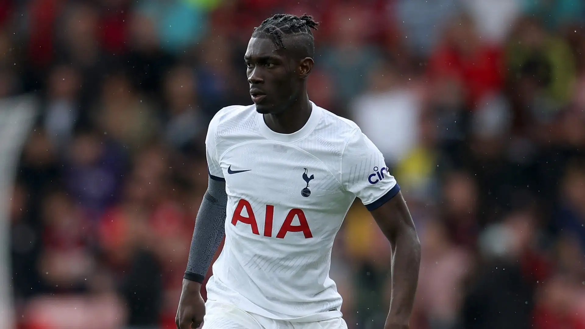 Il calciatore ha un contratto con il Tottenham fino al 2026: una cessione a titolo definitivo è complicata
