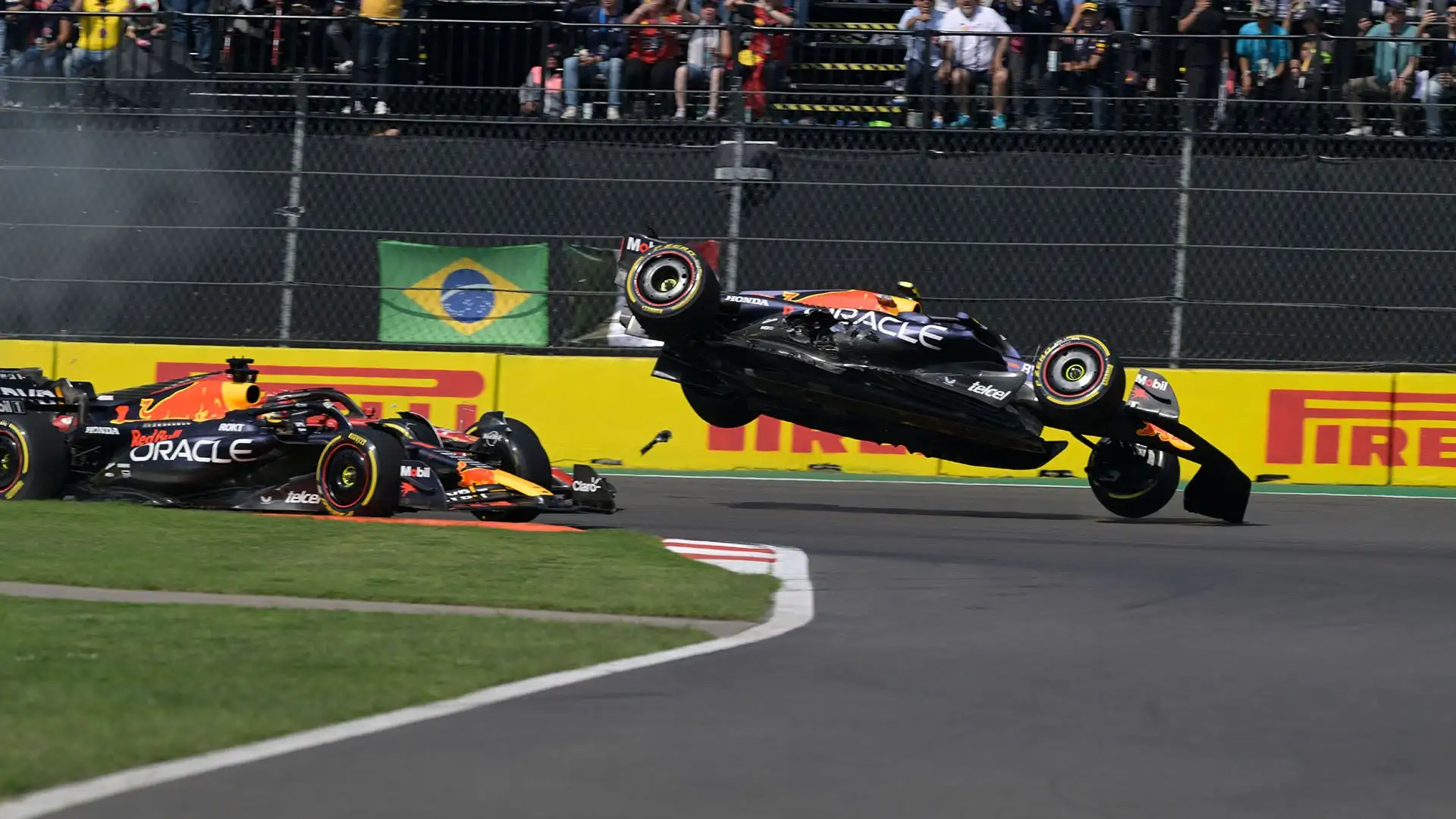 La sua Red Bull è decollata ed è finita fuori pista