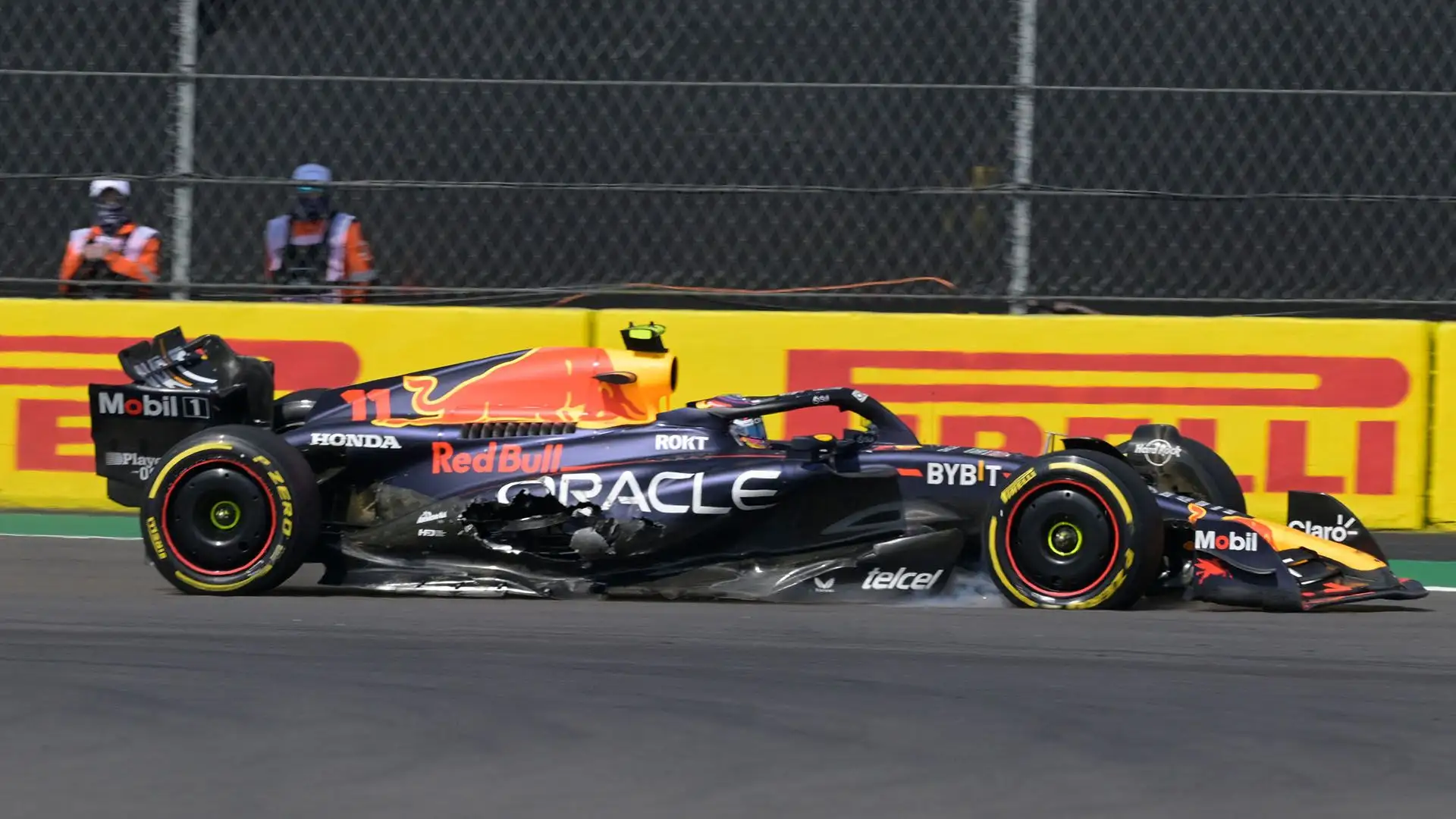 Perez ha dovuto subito abbandonare il Gp di casa