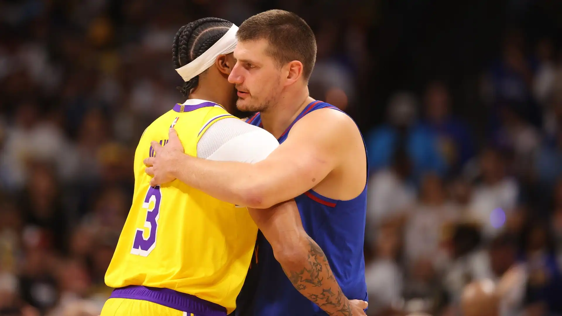 NBA, Denver riceve l’anello e batte i LA Lakers