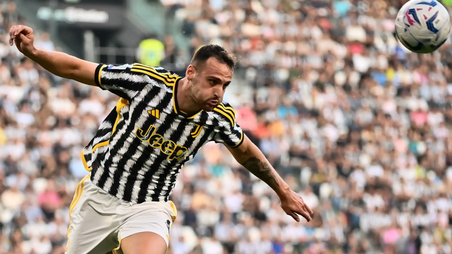 "L'Inter ha più consapevolezza dei bianconeri. L'Inter ha tutto per vincere, vedremo quanto peserà il doppio impegno"
