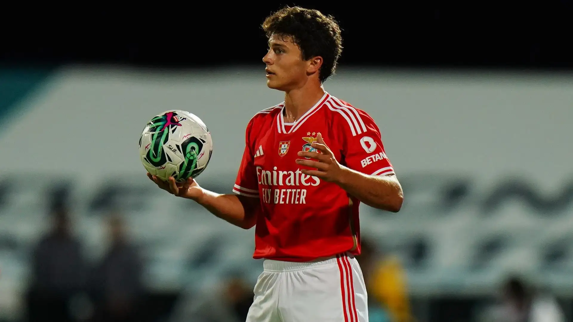 Joao Neves è uno dei giovani calciatori con il maggior potenziale in circolazione

