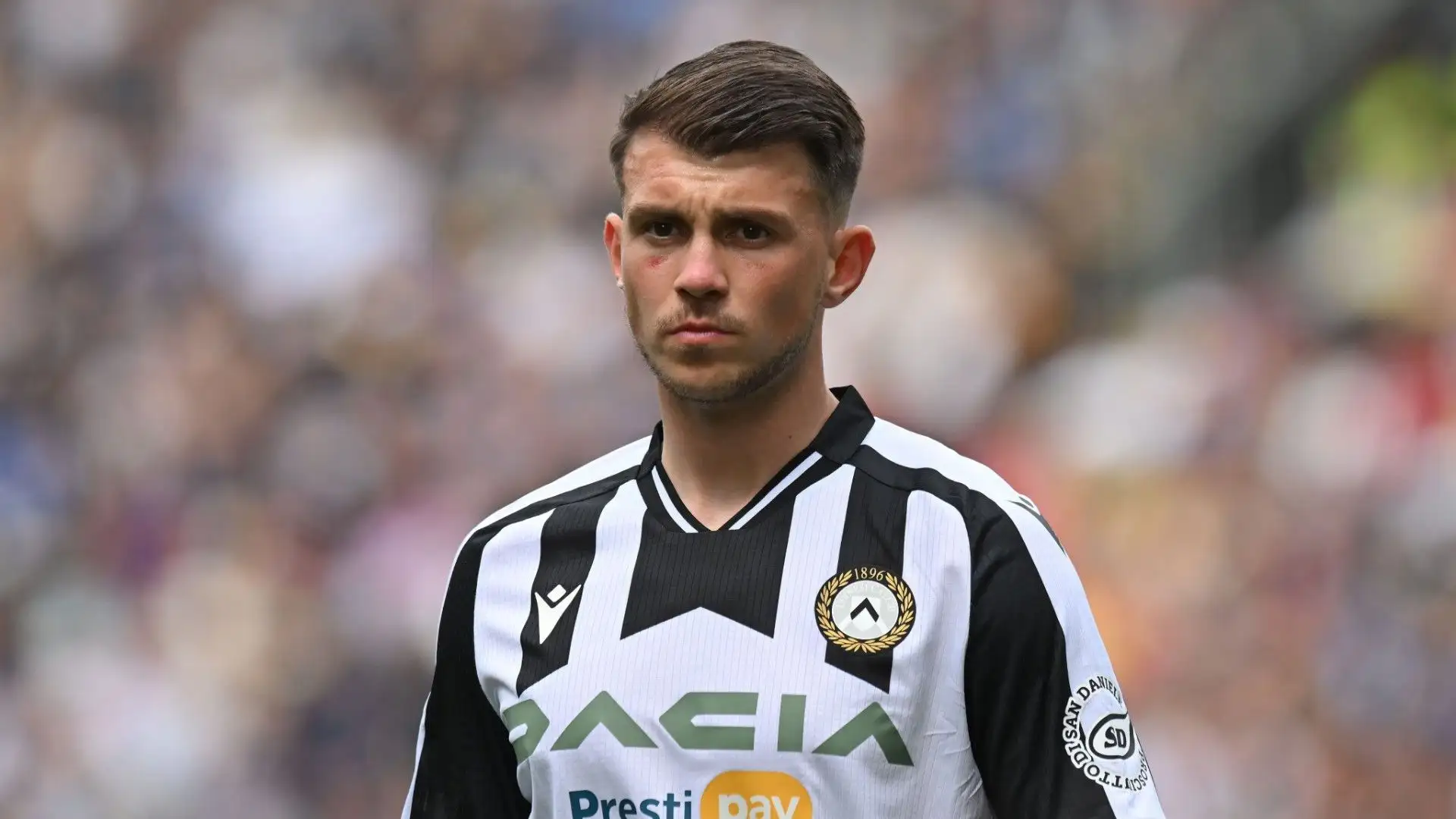 La Juventus è sempre a caccia di giovani talenti e ha individuato in Lazar Samardzic il profilo ideale
