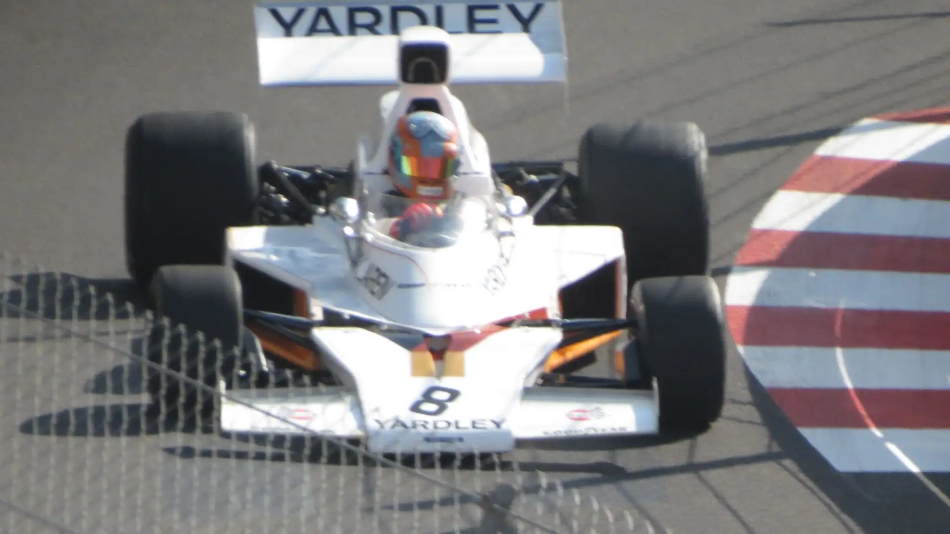 Nel Gran Premio del Sudafrica del 1973 Hulme conquistò la pole position