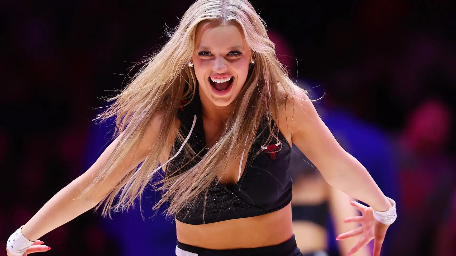 Da metà degli anni settanta l'immagine delle cheerleaders mutò in maniera radicale