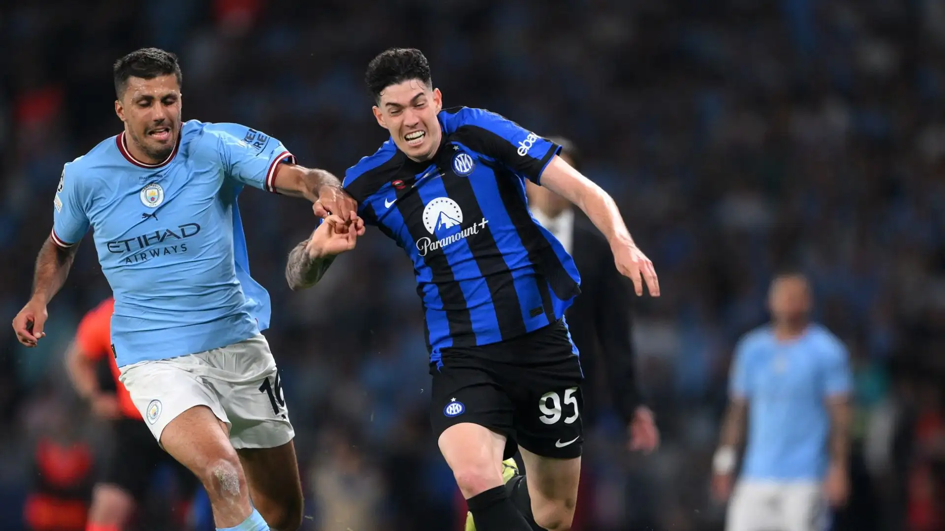Recentemente Bastoni ha rinnovato il contratto con l'Inter fino al 2028, ma all'offerta giusta potrebbe partire