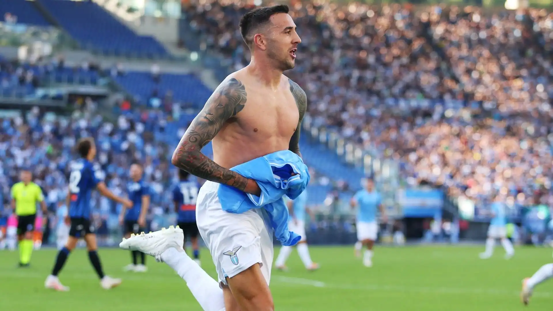 Matias Vecino manda al tappeto l’Atalanta: 3-2 all’Olimpico