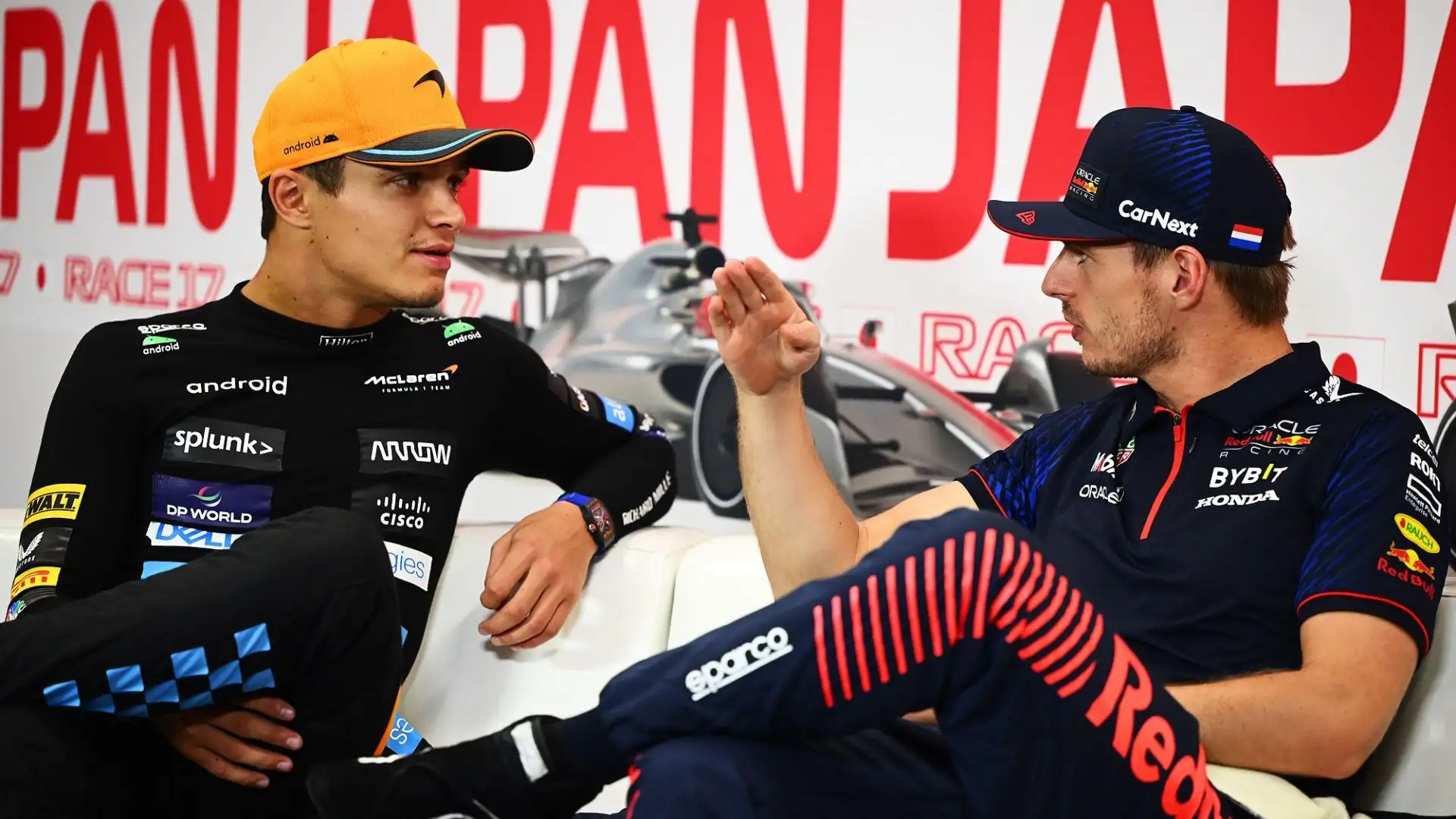Né Mercedes, né Ferrari: il pilota della Red Bull ha indicato nella McLaren la rivale più pericolosa in vista del finale del Mondiale e per il 2024
