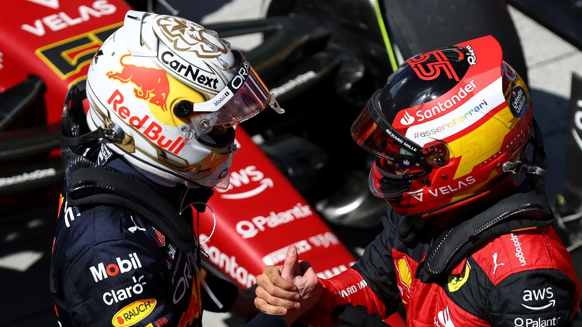 Verstappen ha fatto un appello al presidente della Ferrari John Elkann: "Spero che legga questa intervista e mi chiami..."