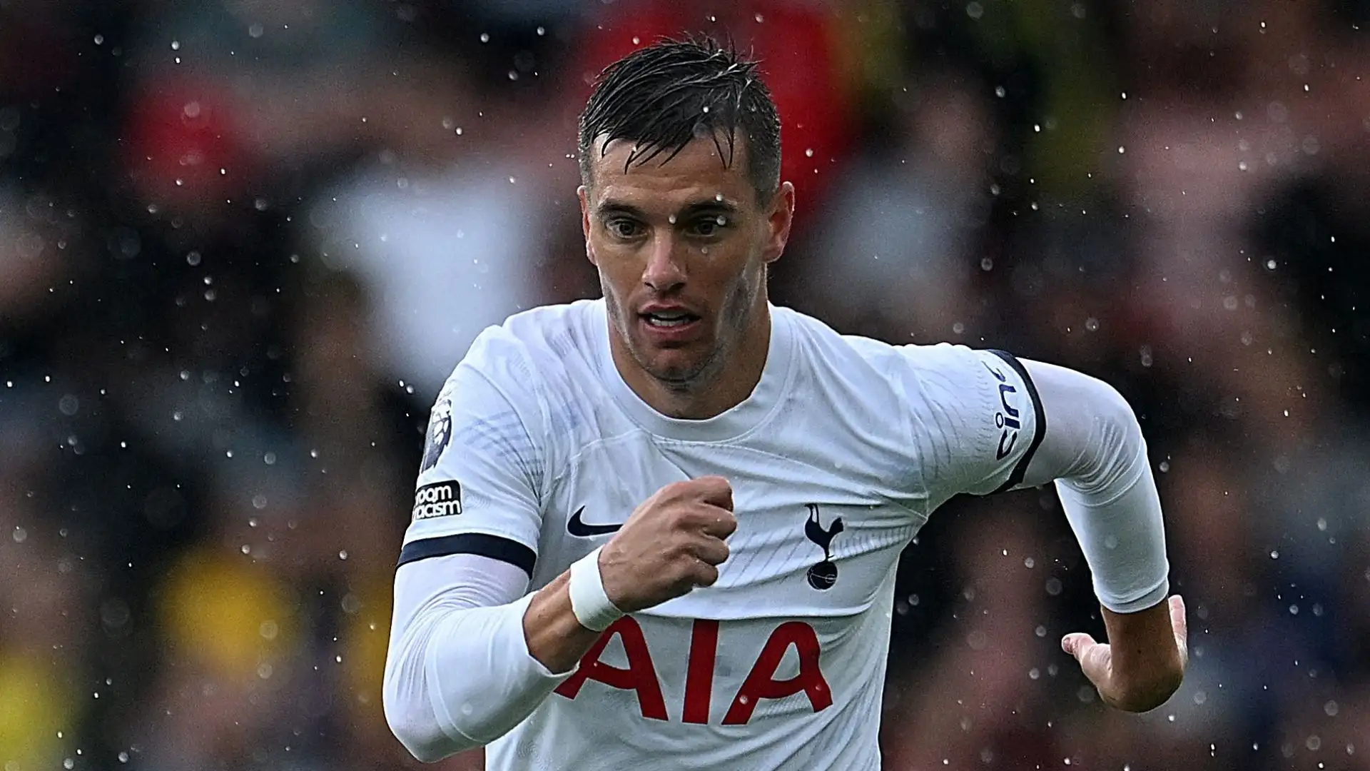 E' al Tottenham dal 2019, ma nella scorsa stagione ha giocato in prestito al Villarreal