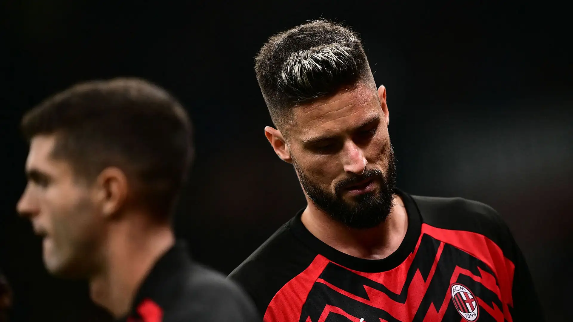 Giroud 6,5: solo un prodezza di Szczesny gli nega la gioia del gol
