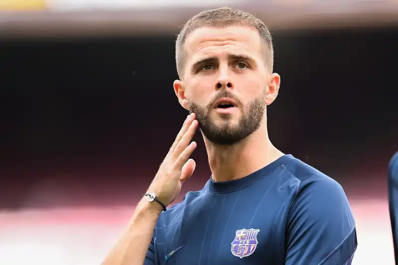 Miralem Pjanic snobba il Napoli