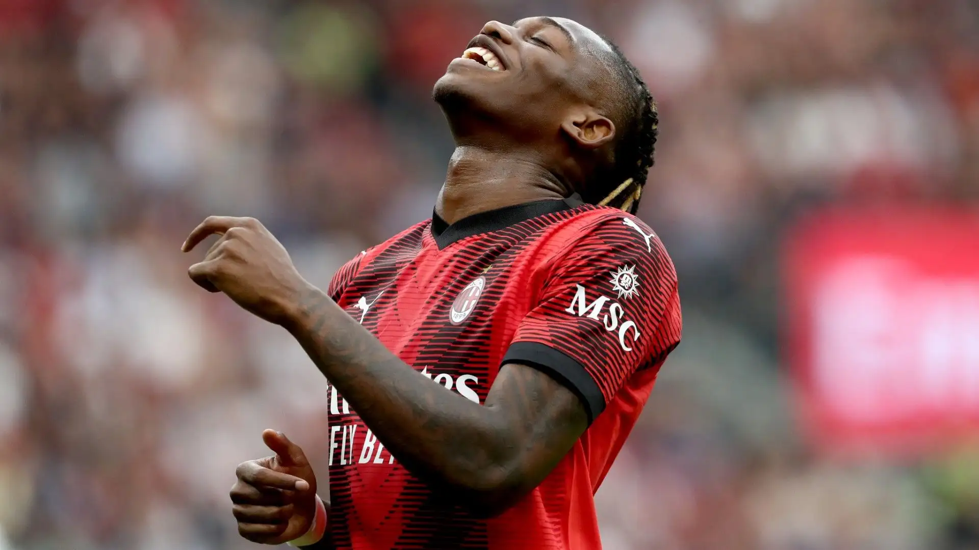 "Se al Milan sono contenti di lui allora non c'è niente da correggere. Se invece la risposta è no, come penso, bisogna intervenire"
