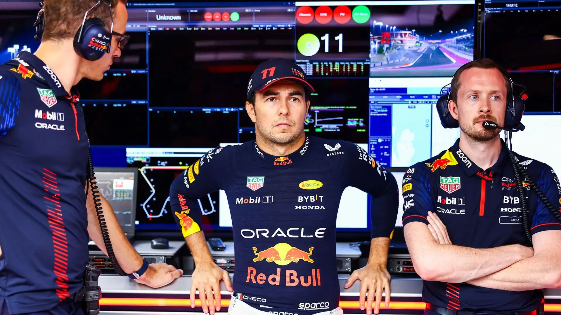 "Dobbiamo parlargli - ha detto il team principal Horner -. Noi vogliamo avere due piloti al primo e al secondo posto".