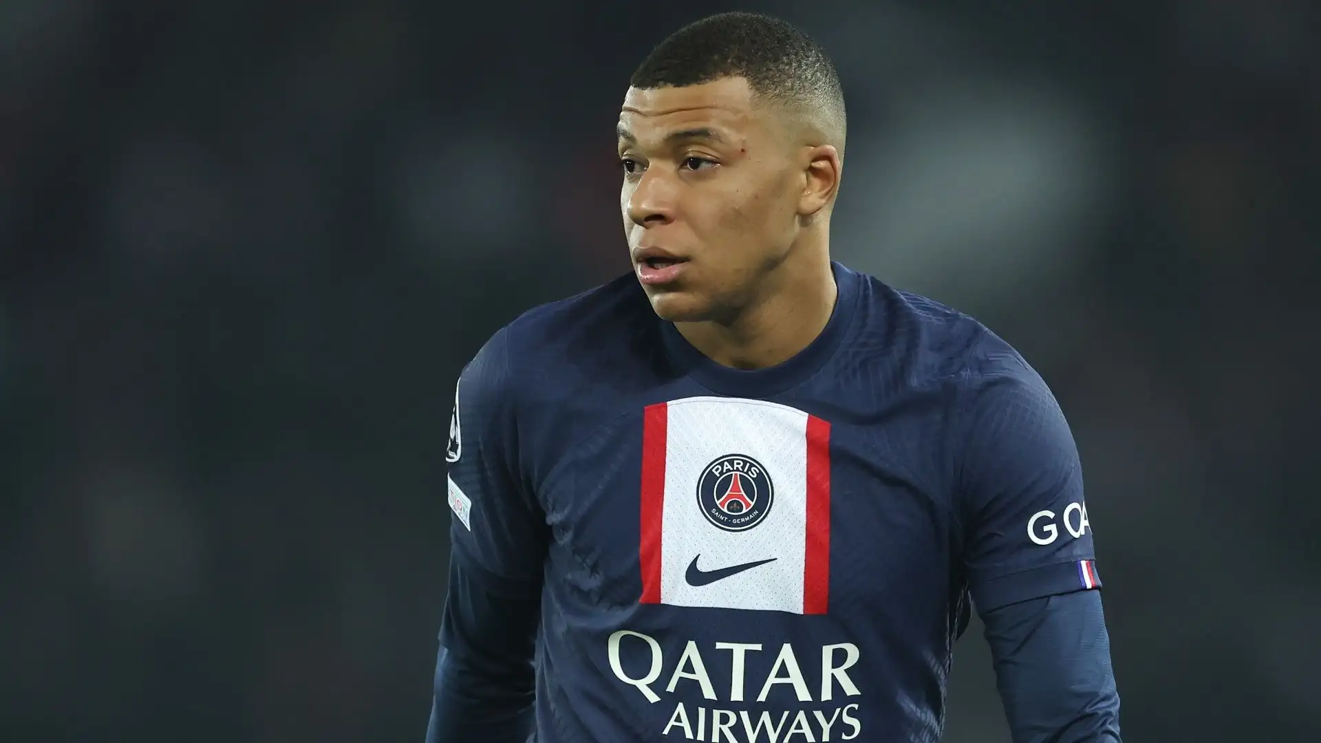4- Ancora più elevato il guadagno di Kylian Mbappé: 110 milioni di dollari l'anno
