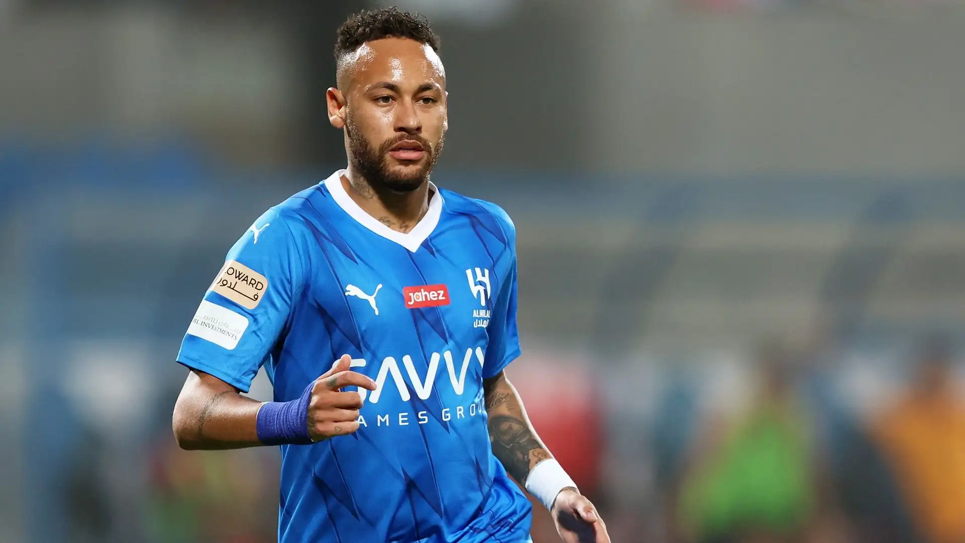 3- Neymar, passato in estate all'Al Hilal, guadagna 112 milioni di dollari l'anno
