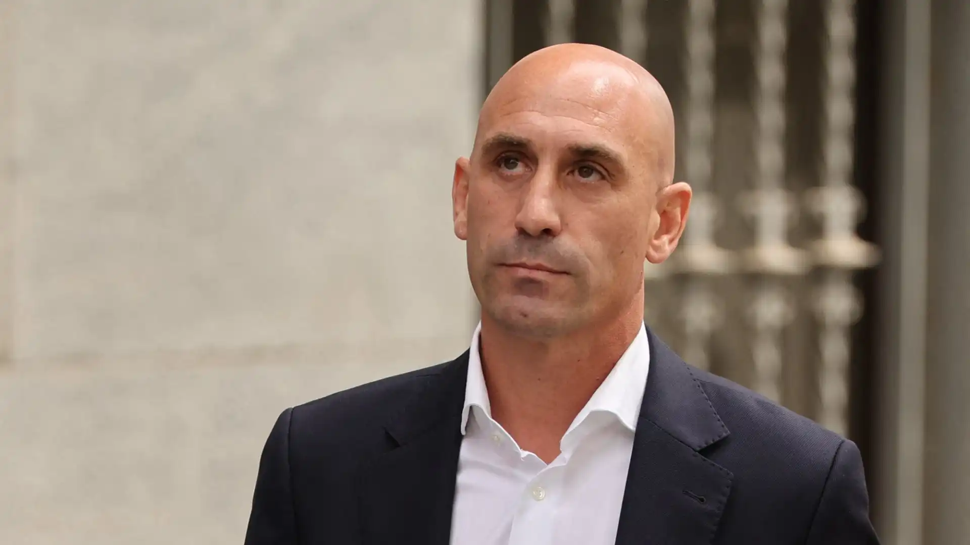 Fifa, Luis Rubiales squalificato tre anni per il bacio a Jenni Hermoso