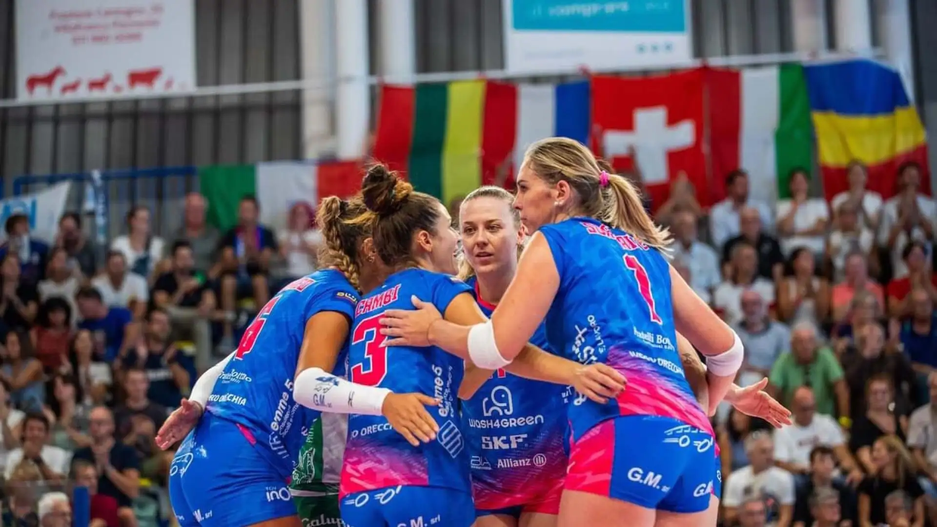 "Domenica scorsa è stata durissima guardare da fuori la partita delle mie compagne contro il Bisonte Firenze".