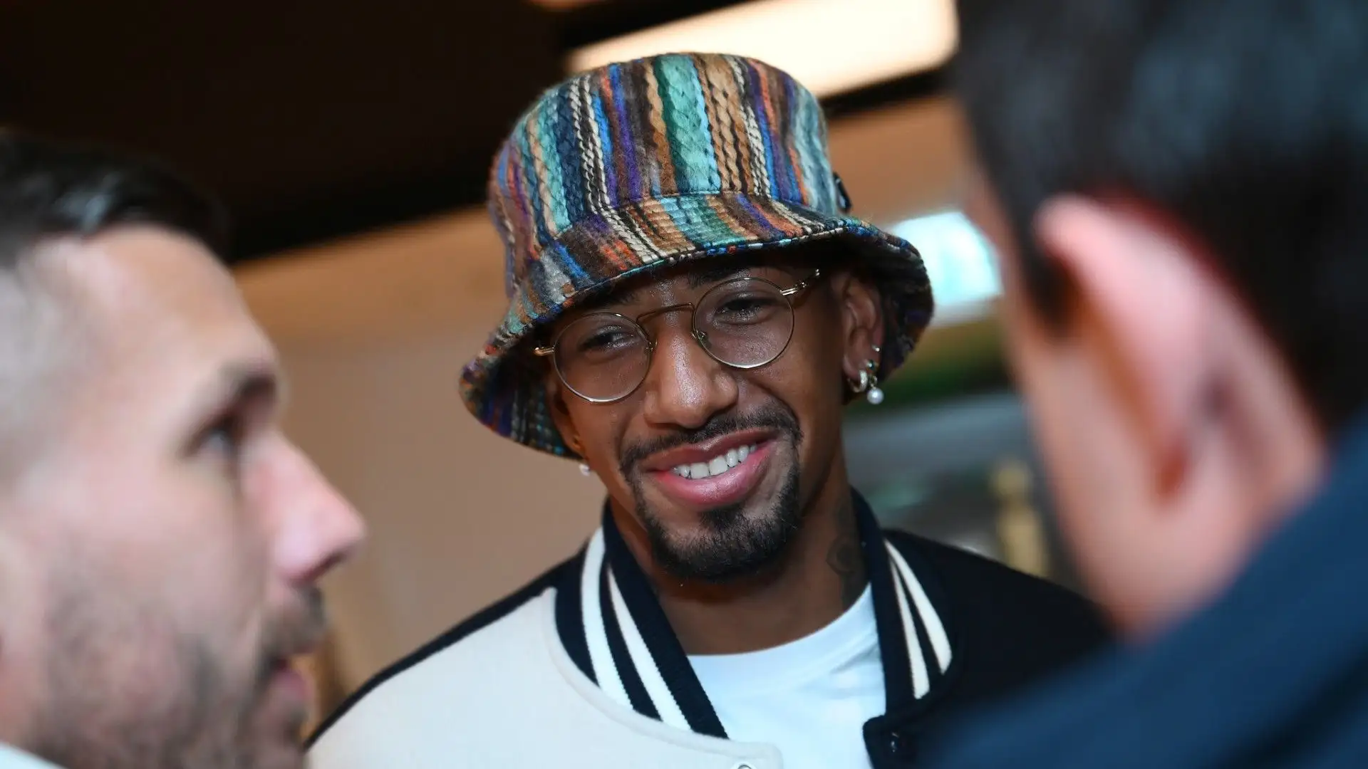 Stando alle ultime indiscrezioni, sembra che Jerome Boateng si sia offerto al club capitolino
