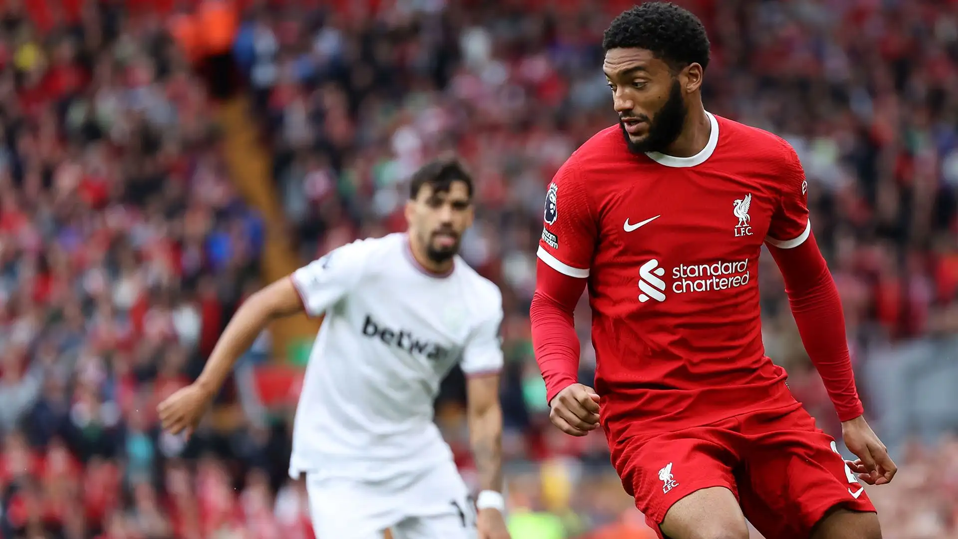 Joe Gomez (Difensore, Inghilterra): stipendio lordo 5.1 milioni di euro