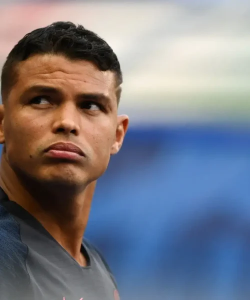 Mercato Milan, sfuma Thiago Silva: il brasiliano firma, ma non al Diavolo