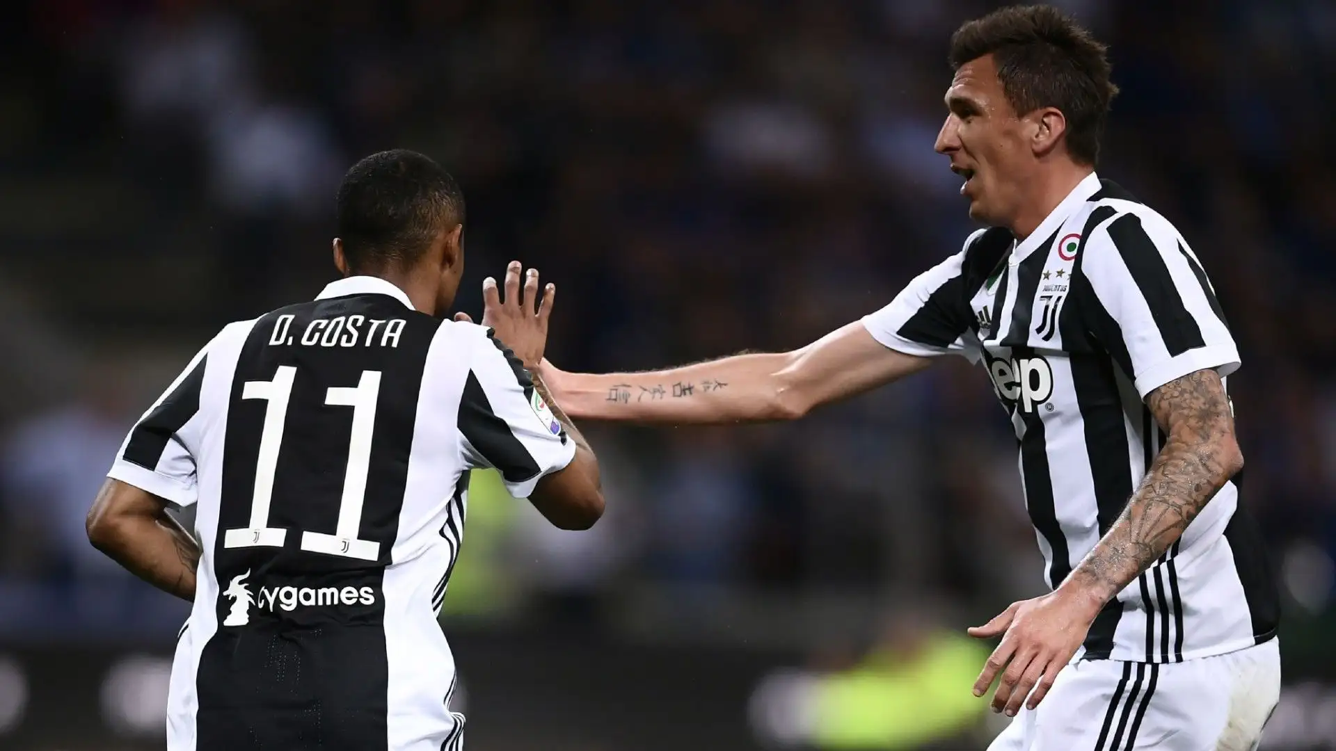 "Nessun giocatore al mondo può rifiutare la Juventus. Mi piacerebbe molto essere lì a lottare per la vittoria" ha detto il brasiliano
