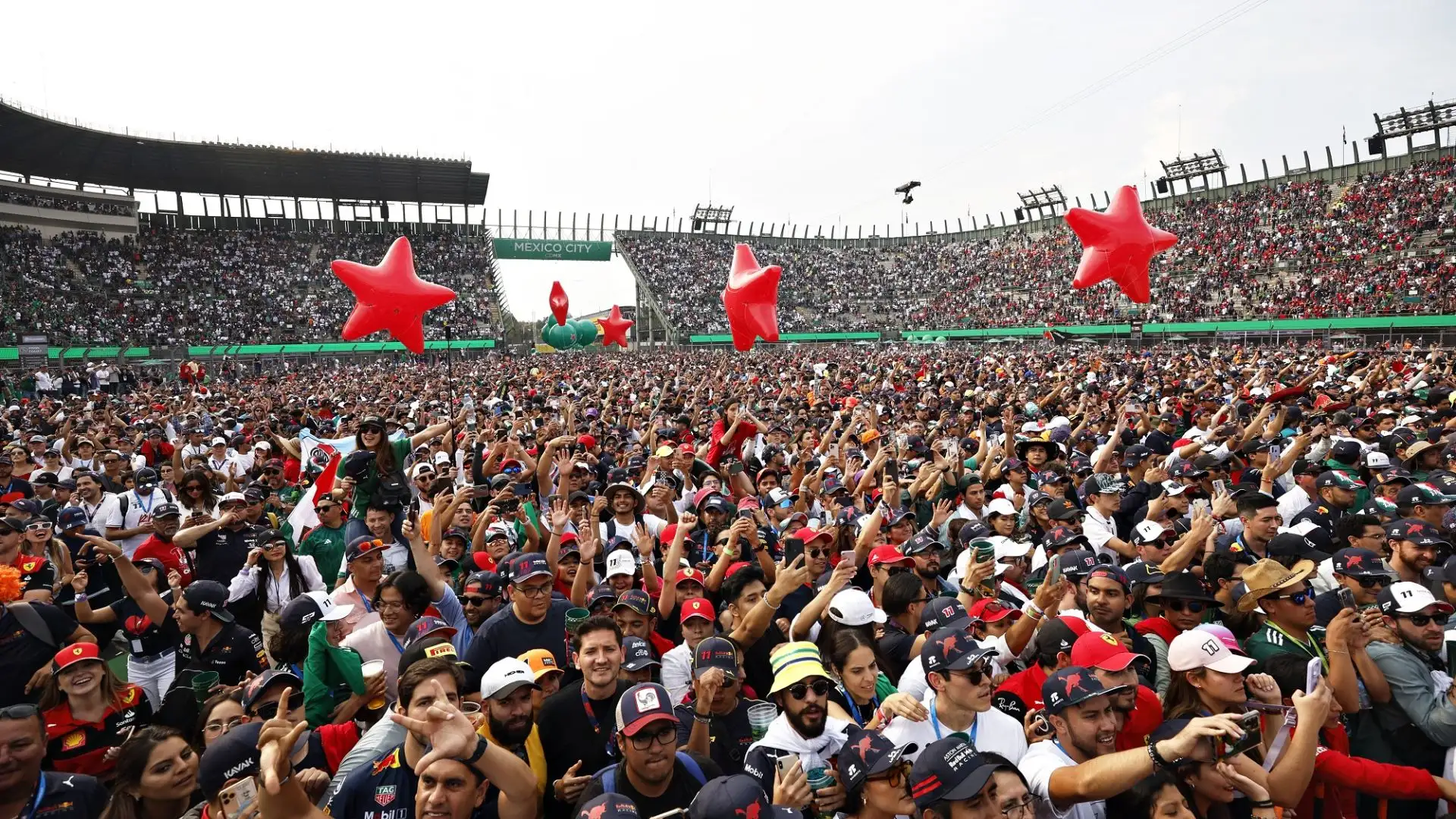 Gli organizzatori del Gran Premio hanno quindi lanciato l'iniziativa 'Racepect'