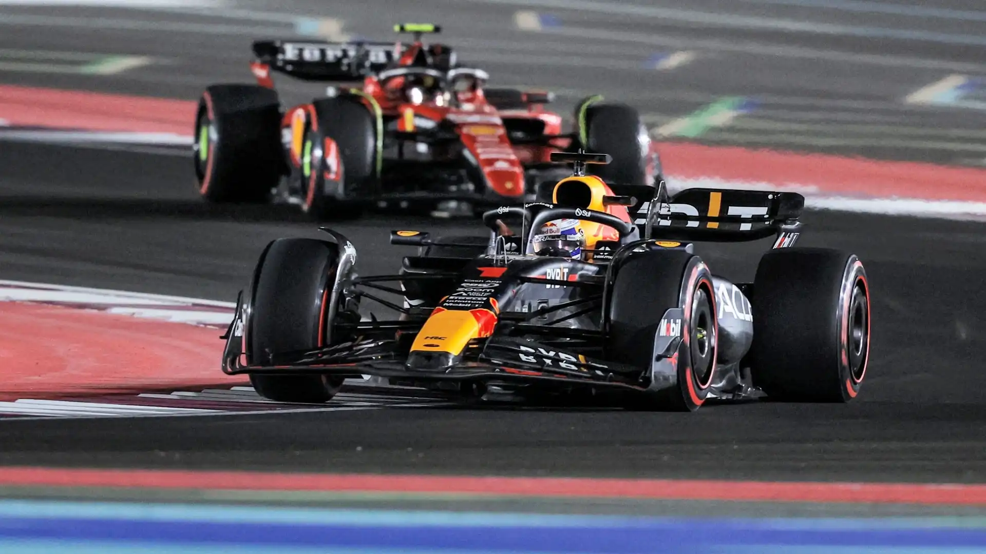 F1, Gp Qatar: super pole di Verstappen, la Ferrari fatica