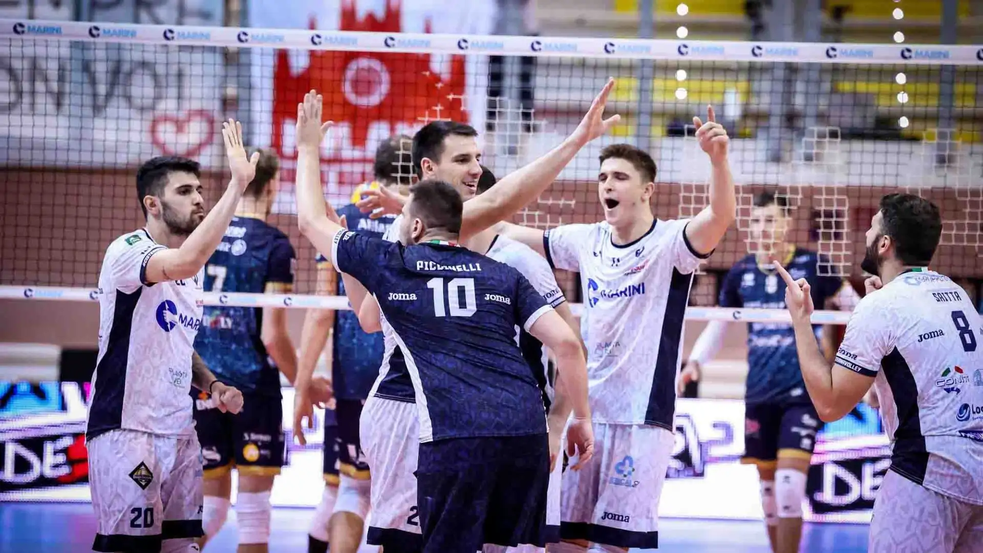 La sconfitta al tie-break al PalaPanini ha finora portato l'unico punto in classifica.
