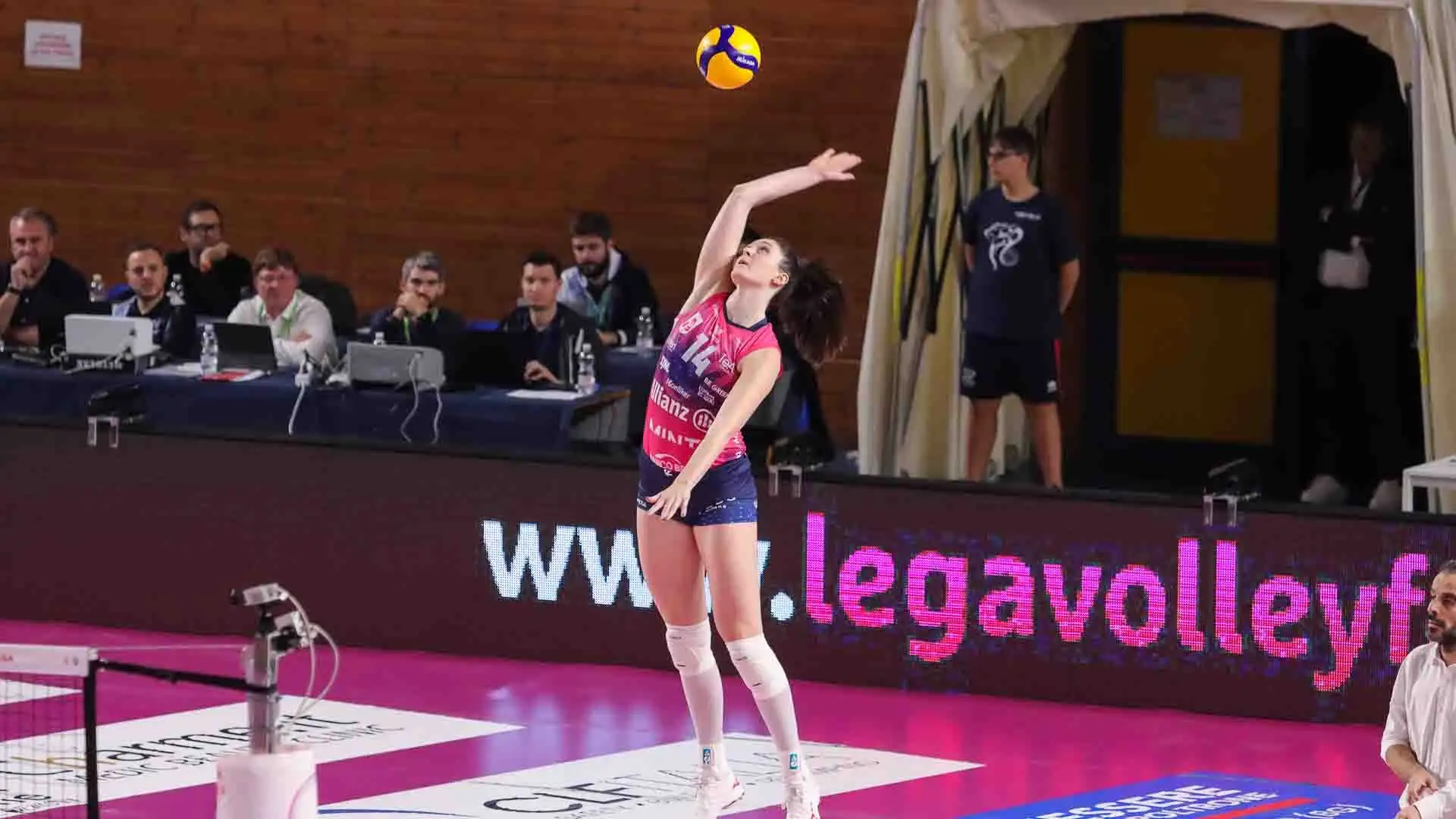  Punti equamente distribuiti tra quattro giocatrici con Rettke, Heyrman, Bajema e Daalderop tutte a quota 11.